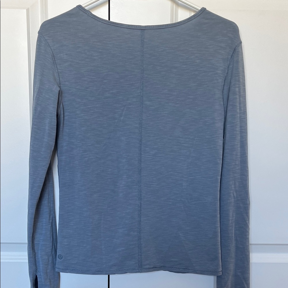 Lululemon Superb Long Sleeve Women's Top - Picture 8 of 10